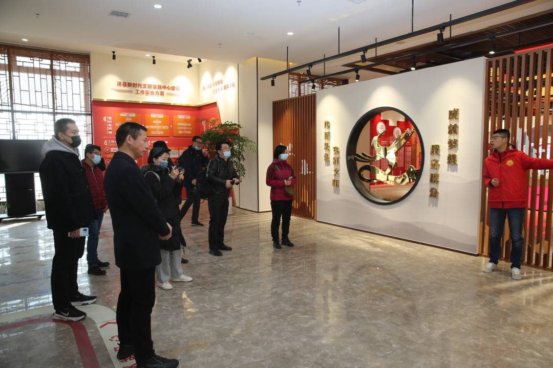 洋县新时代文明实践中心楷模馆于2020年6月开始谋划布展,并在12月30日