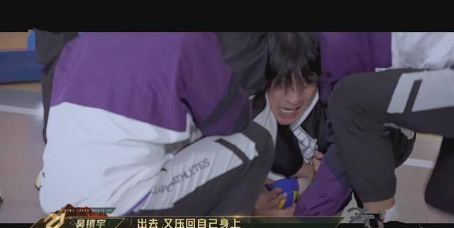 朴树|《追光吧》：段子手吴镇宇的“反差萌”，没想到你是这样的大佬