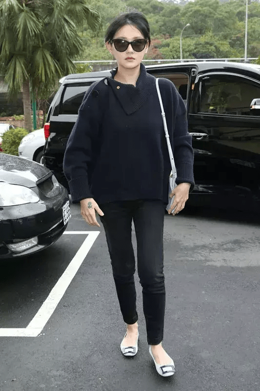 苹果 我发现4种不同身材的人，最适合这几款裤子！