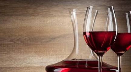 变化|“过期”的红酒到底还能不能喝?了解完这些,再决定喝不喝吧