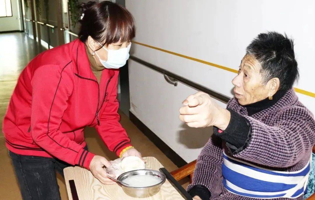 发型|瑞金：早餐含情暖心 义剪有型上头