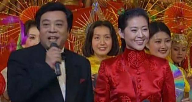 倪萍年轻照片惊艳全场 cbd1bbfdb3434e12b4830b51e5b64123.jpeg