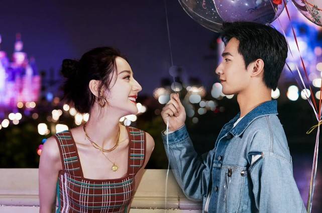 迪丽热巴|荣耀夫妇成今年最热cp，迪丽热巴杨洋颜值太高，两人简直太配了