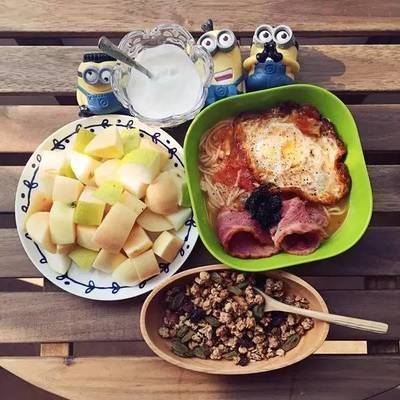 白粥|早餐不宜喝粥?营养早餐怎样吃,听听医生的建议