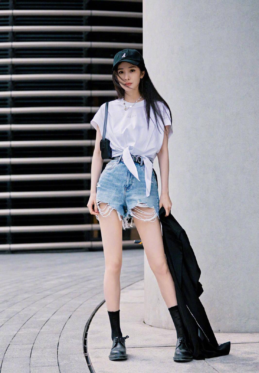 大腿 一双美腿，是杨幂最直接的名片！