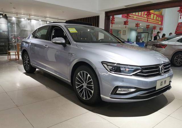 新迈腾出了一个海豚灰色配色太养眼