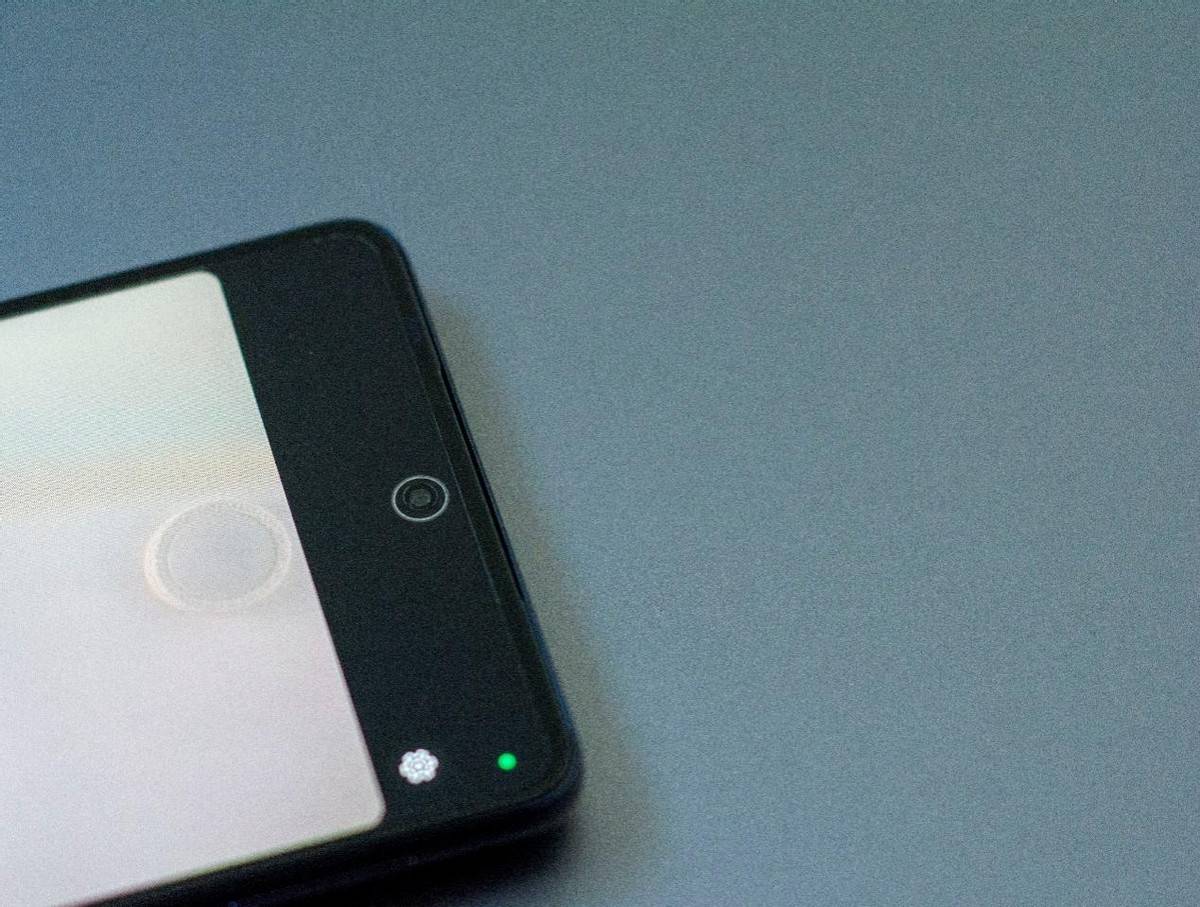 王者归来moto新机首发搭载新一代骁龙8 打造移动端蕞强性能旗舰