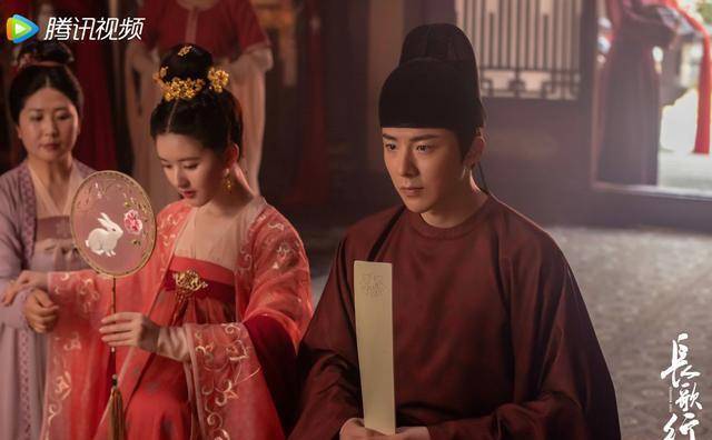 蒋依依|这些在剧里比主角还要耀眼的配角们，表现太出彩了