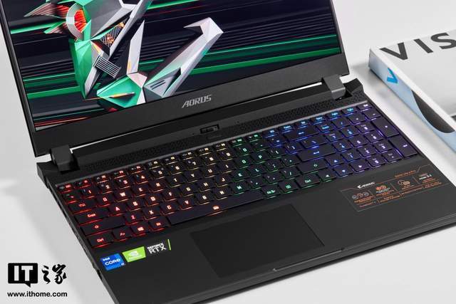评测|AORUS 15P XD RTX 游戏本评测：130W RTX 3070 加持，跑满 300Hz 电竞屏