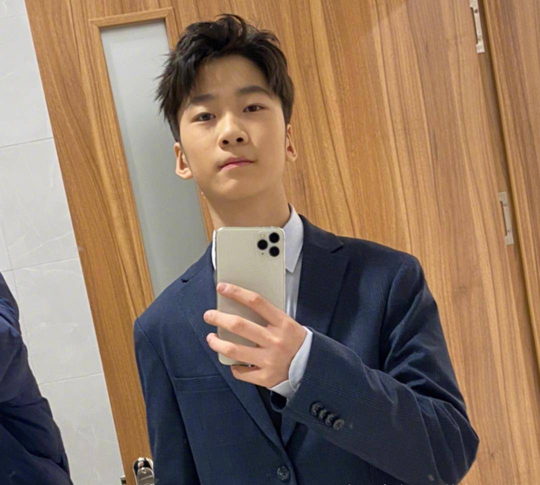 夏天|《爸哪》里的青梅竹马：天天森碟都成大长腿，诺一夏天却变样了