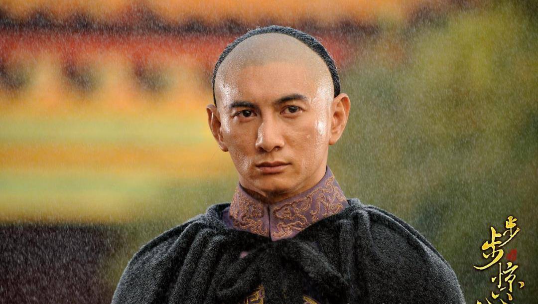 嬴政|男星也逃不过扮嫩,张鲁一硬演13岁嬴政,42岁李晨挑战高中生