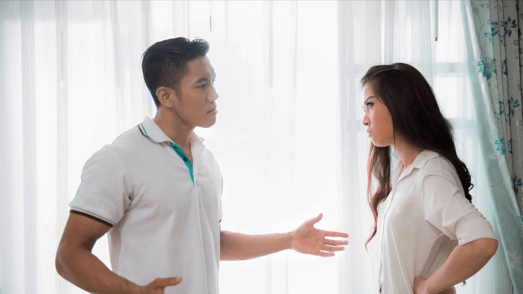 公婆|“五点了,赶紧起来做早餐”婆婆凌晨冲进主卧,毁了她儿子的婚姻