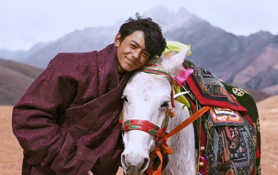 流量|《丁真的世界2》将上线，制作方借丁真薅流量，粉丝抱怨难有好感