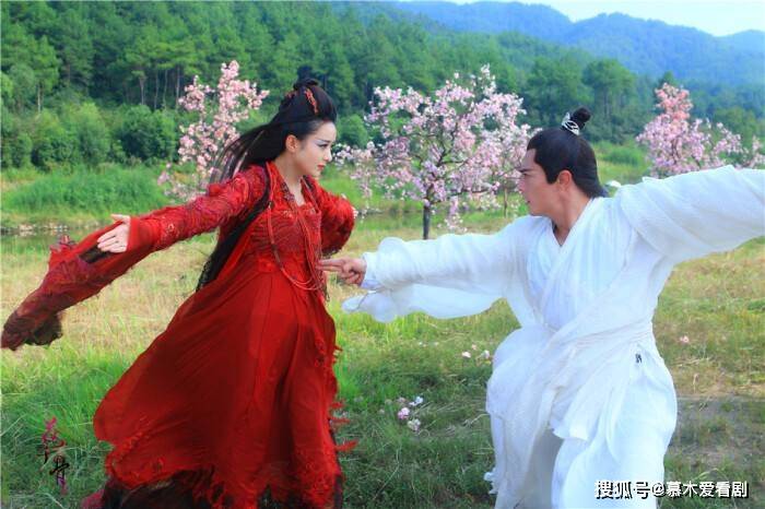 因为|古偶剧有多爱“师徒恋”？这5部剧值得熬夜追，再来100部我也能看