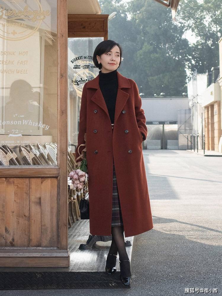 垫肩 “高级感”大衣长啥样？看看这5款价格不一定贵，会搭配才是关键
