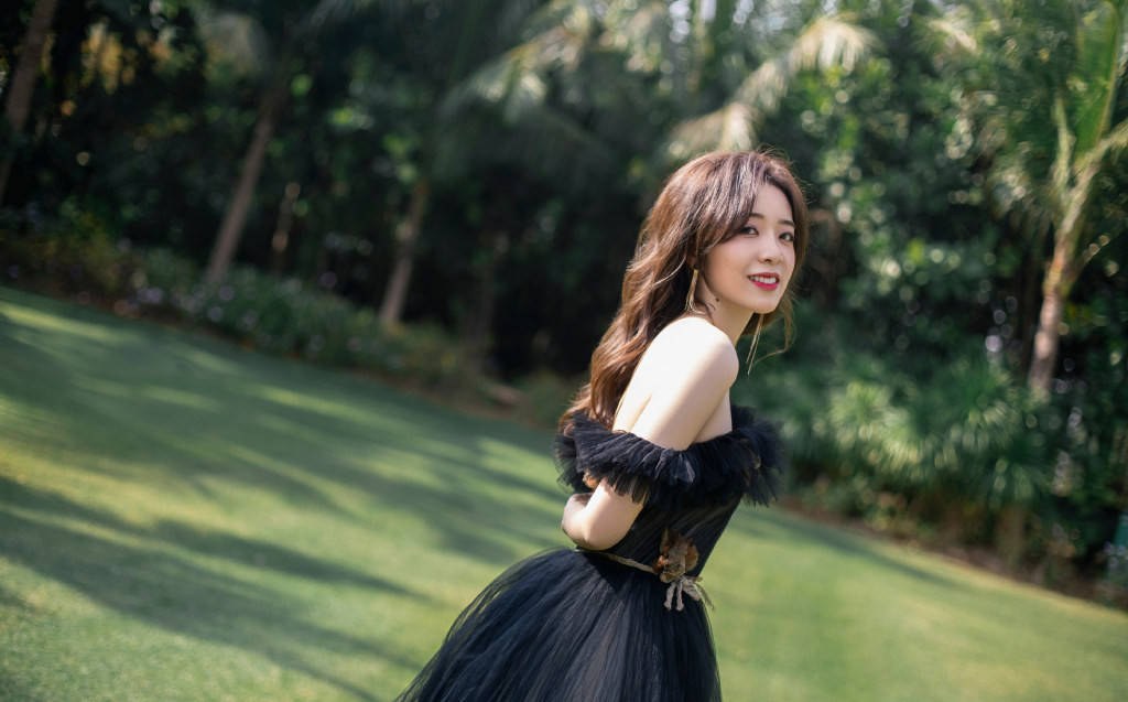 余霜获奖被质疑,rita深陷整容风波,只有小钰和周淑怡是赢家_rookie