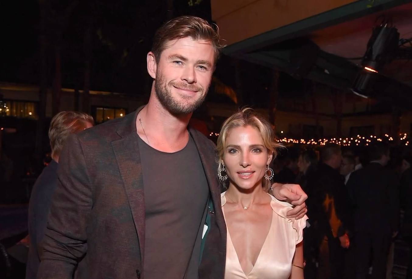 时间|雷神索尔的性感化身--克里斯·海姆斯沃斯