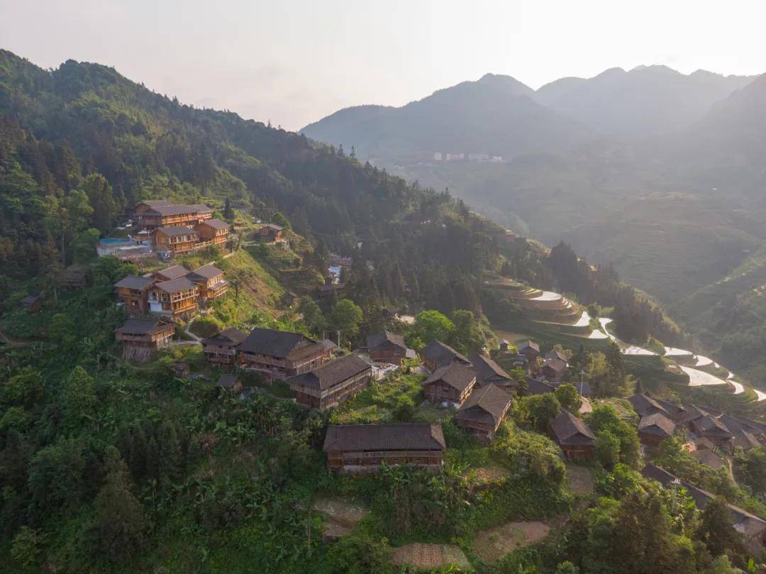 走进被群山环绕的贵州村落欣赏那些不被人打扰的风景