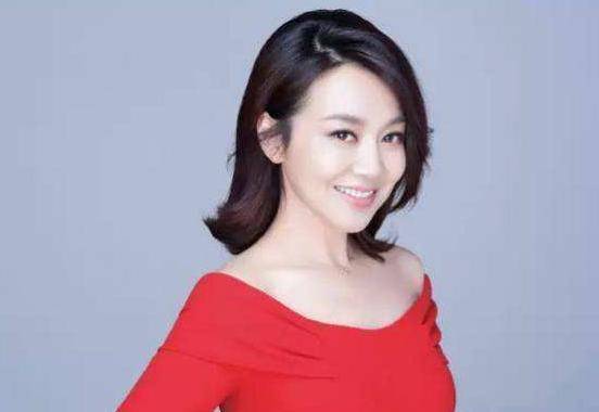 角色|闫妮22岁女儿近照曝光,笑起来甜美可爱,网友直呼快点出道!