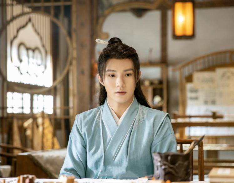 人气|《清风朗月花正开》定档,许佳琪首部女主剧,古装造型绝美