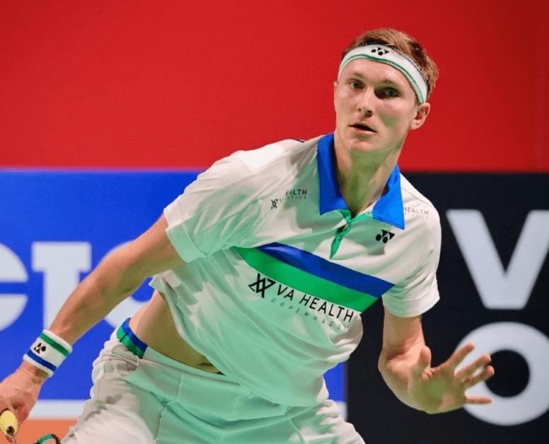 羽毛球|世錦賽大亂！奧運(yùn)男單冠軍一輪游+7熱門退賽，國羽練兵練成冠軍？