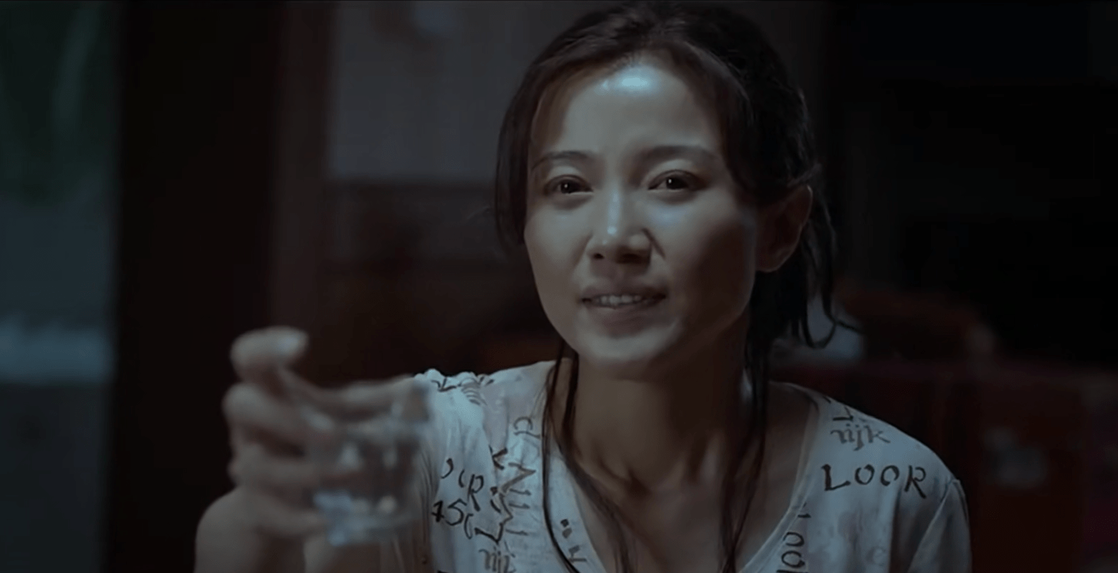 生活|《万箭穿心》过后颜丙燕一角封神,九年过去多少女人活成了李宝莉