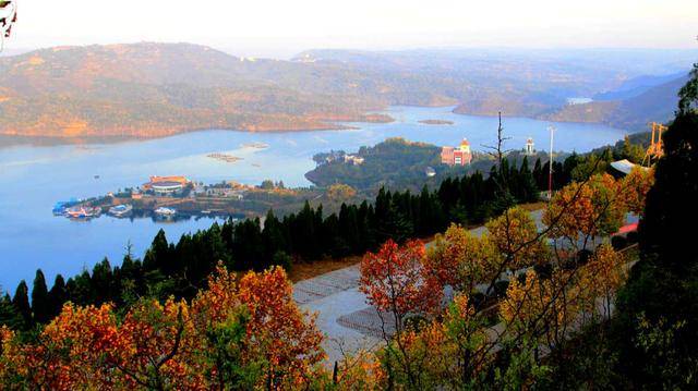 河南这座山，被称为“北方千岛湖”，李世民亲赐其名世，门票免费