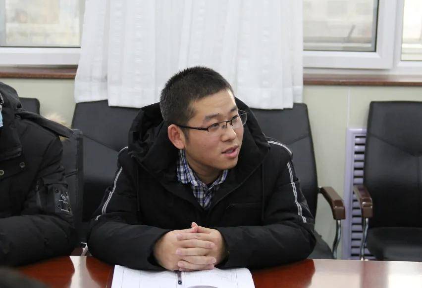 校长陈汉明同来宾座谈交流12月13日