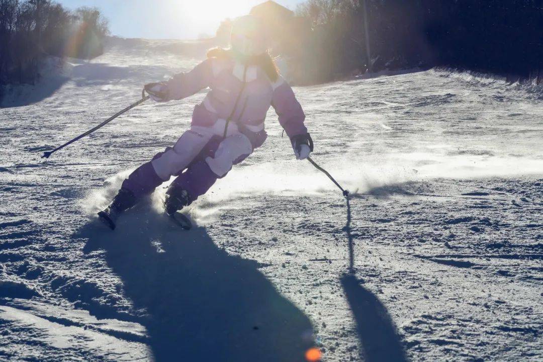 品牌 看雪装.04丨陈伟霆潮牌联名SALOMON，推出限量滑雪系列