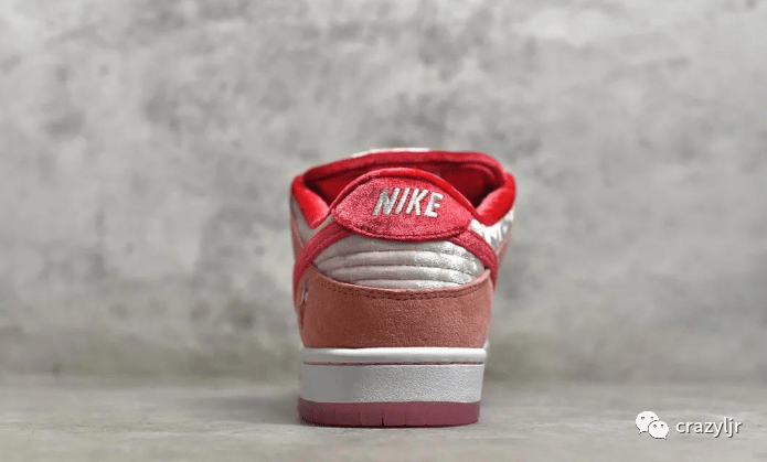 nikesbdunklowstrangelove情人节粉丝绒低帮板鞋ct2552800