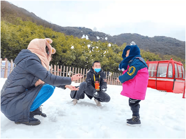 雪场|今年来金佛山玩雪，三大雪场承包你的快乐