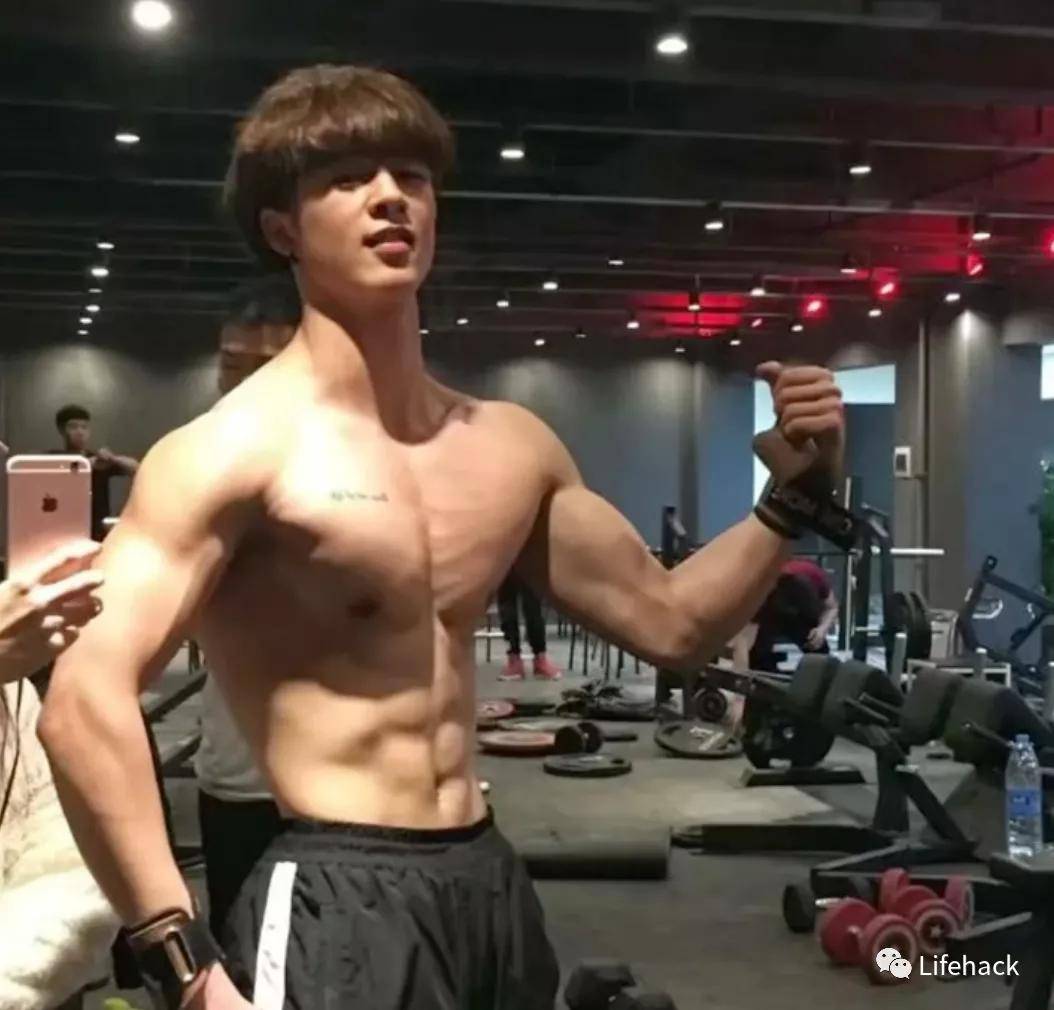 教练|上海教练因肌肉太大遭女生嫌弃，男生：好羡慕，想要