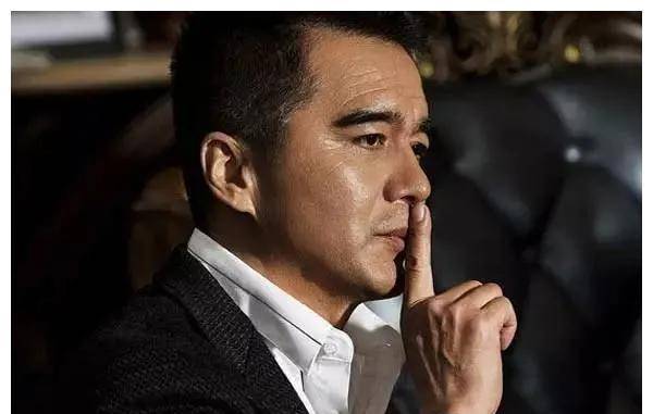 才让|蜗居里宋思明，人民的名义里祁同伟，为何大众最后喜欢反派人物？