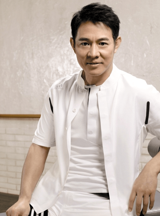 李连杰女儿李思,从小跟黄秋燕生活,父亲和利智婚姻打破心中美梦