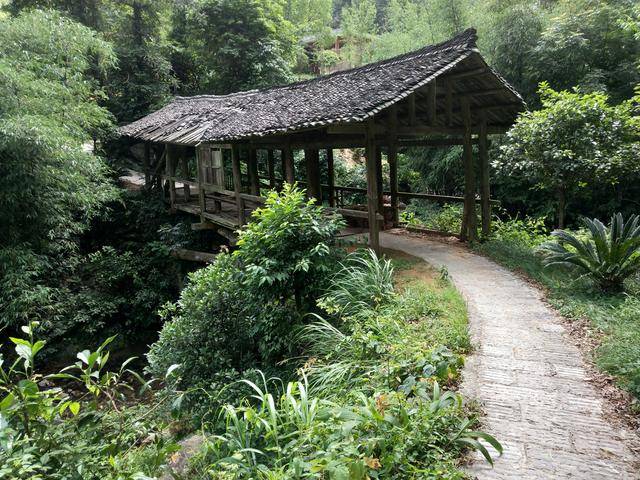 图游天下走进灵川县九屋镇东源村委瑶寨