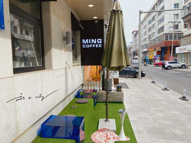 延吉有一家网红咖啡馆，就在西市场附近，游客：像穿越到了韩剧里