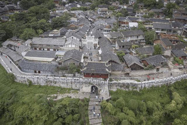 贵州有座5A级古镇，原是兵家必争之地，内有明清古建筑交错密布