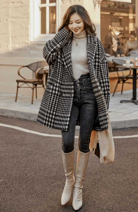 身材 冬天穿“小白靴”更惊艳，显瘦耐看还减龄，配大衣美极了！