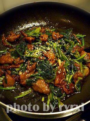 什么菜用蚝油好吃 688f1a54d75647518860d58544596d3d.jpeg