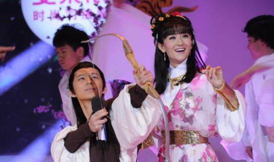 卫视|谢娜怀孕缺席《百变大咖秀》，沈梦辰超吴昕取代她，成功模仿宁静