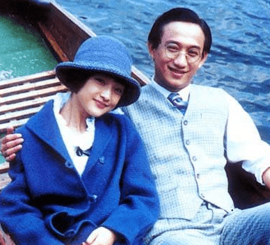 李萍|20年后的黄磊周迅，找到了「中年偶像剧」的打开方式？