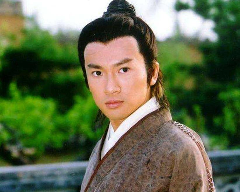 三渡|难怪张无忌是最强主角，你看以寡敌众之时，他比郭靖强了多少？