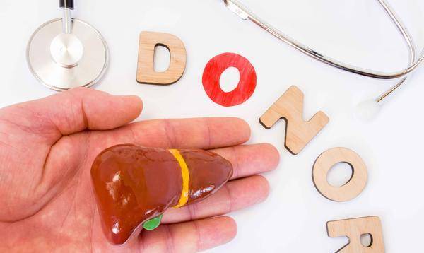 肝脏|肝脏有问题时，身体可能表现出这3个异常“模样”，要辨认清楚了