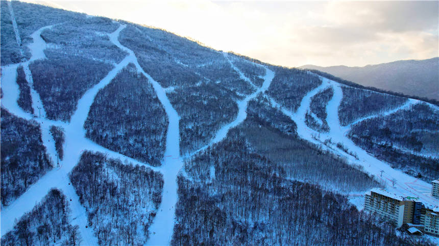 阿什|雾凇仙境，滑雪天堂，解锁吉林市的N种玩法，让这个冬天与众不同