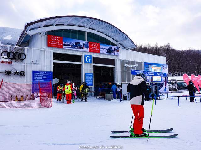 天堂|滑雪发烧友天堂，吉林市双子星，北大湖VS松花湖雪场选场指南