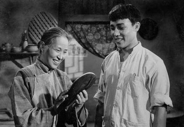 刘三姐|刘世龙：《刘三姐》饰阿牛，《英雄儿女》本色演王成，72岁娶影迷