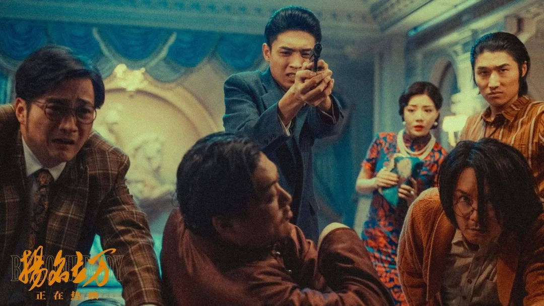 三个阶段|爱奇艺影业VS华策影业：贺岁档最后一把火能烧多旺？