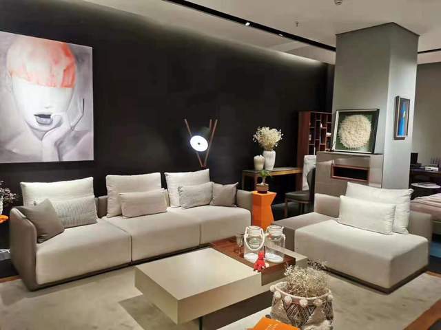 宜嘉家居极简设计随时随地都应该是美美的