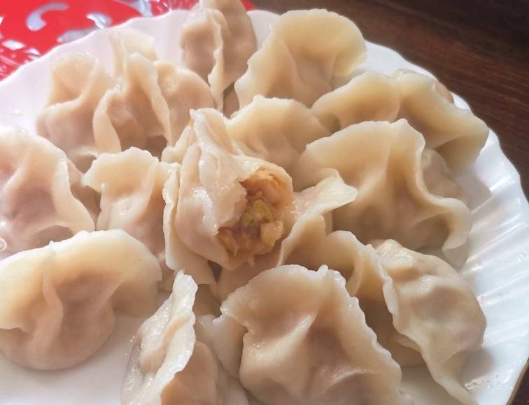 原创推荐蒜黄肉馅饺子美味鲜香做法简单喜欢的试试吧