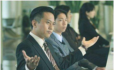 邓超|不知不觉，逗逼的邓超已经40岁，这些年他竟偷偷布局3步棋